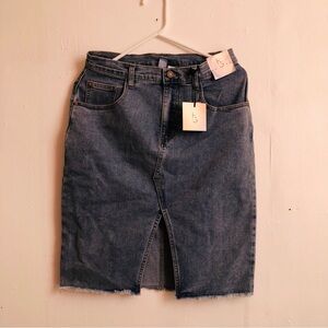 NWT High-Waisted Denim Skirt Open Front Size 7/27